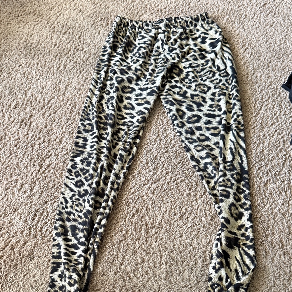 Always plus size Wild Animal Print super soft Leggings